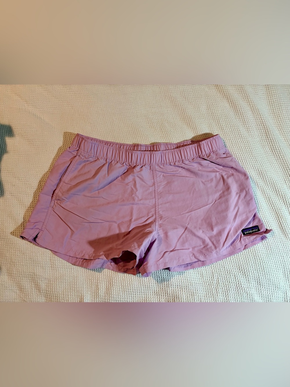 Patagonia Baggies 2.5” inseam lavender L